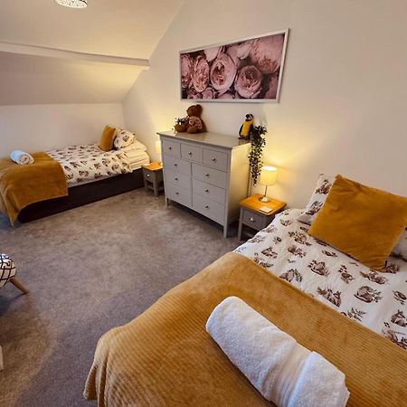 Lola'S Loft With Lake Views - Central Bowness - Pet Friendly מראה חיצוני תמונה