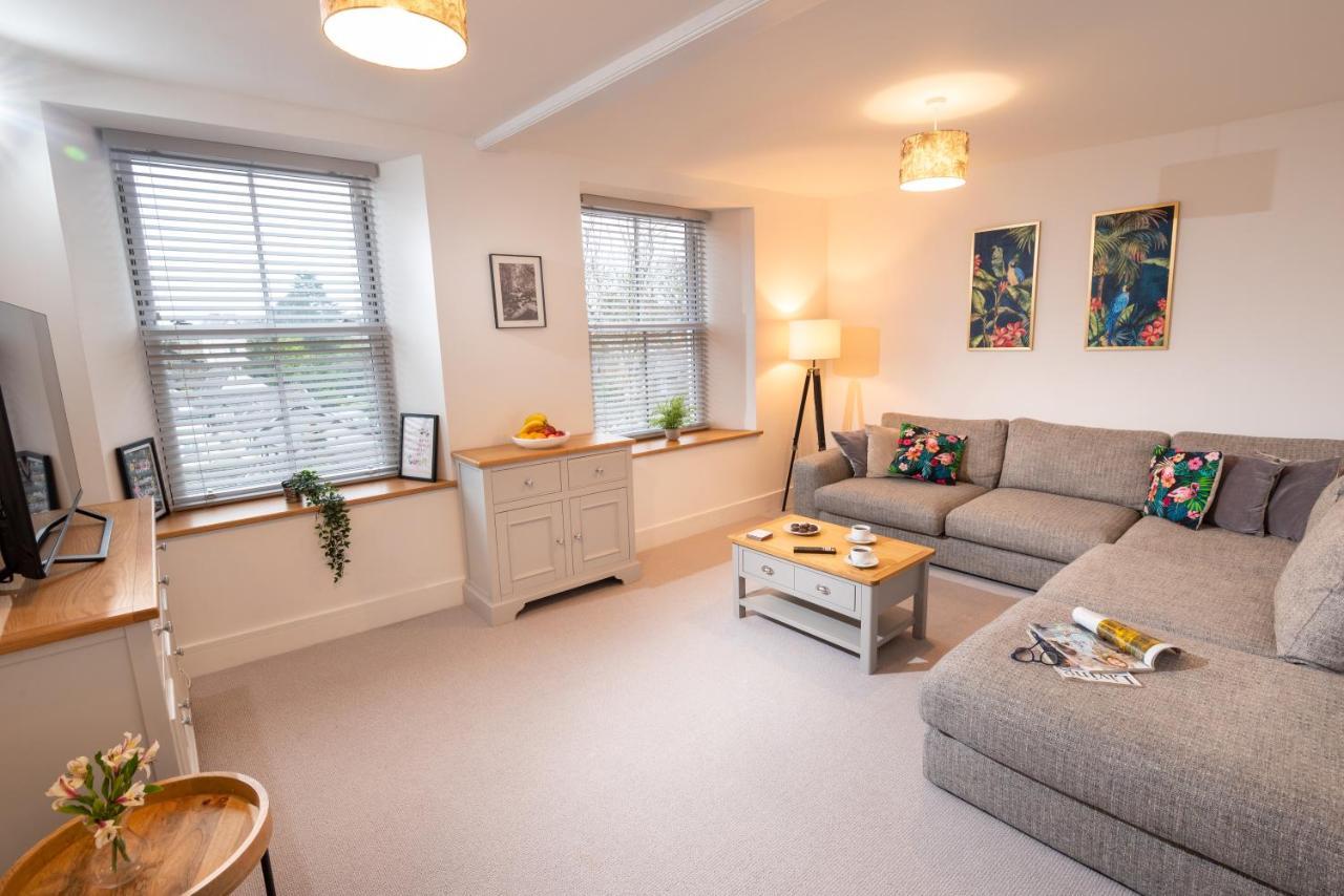 Lola'S Loft With Lake Views - Central Bowness - Pet Friendly מראה חיצוני תמונה